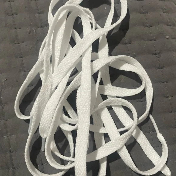 Air jordan 1 Black and White High-Top Sneakers - Picture 7 of 7